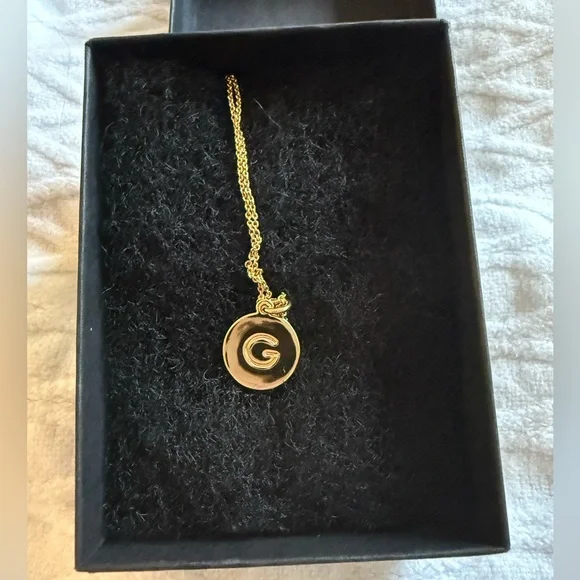 Kate Spade Gold “G” Initial Pendant Necklace - Picture 1 of 4